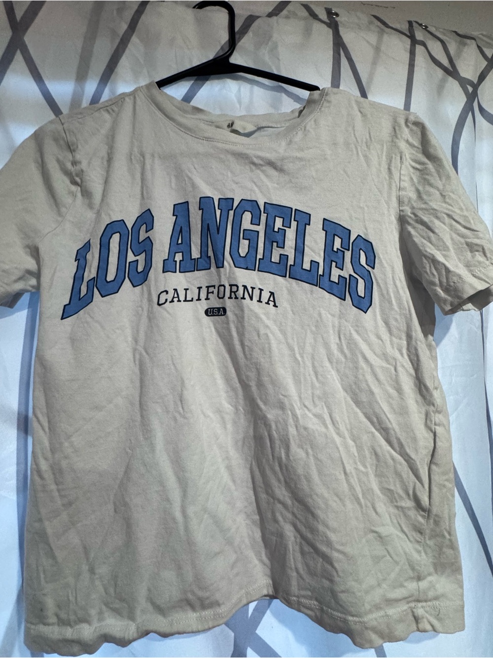 H&M Beige Short Sleeve Tee with Blue "LOS ANGELES" Graphic